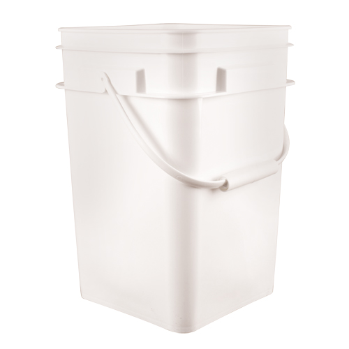 Seau carr&eacute;, Plastique, 4,25 gal. Groupe Belzile Dickner