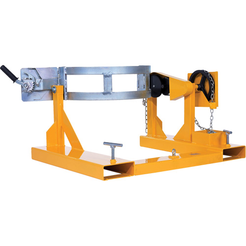 Porte-baril pour chariot &agrave; fourche, Pour 55 gal. US (45,8 gal imp&eacute;rial) Groupe Belzile Dickner