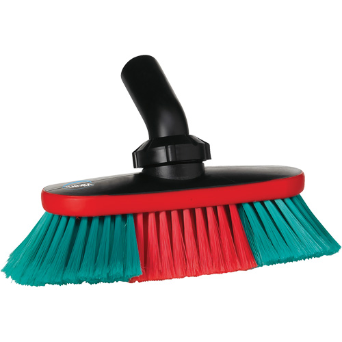 Brosse avec t&ecirc;te ajustable et alimentation en eau pour v&eacute;hicules de la s&eacute;rie Transport Groupe Belzile Dickner