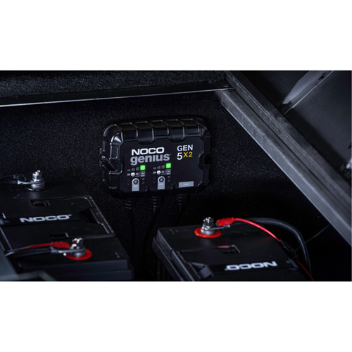 Chargeur de batterie embarqu&eacute; &agrave; 2 sorties de 10 amp&egrave;res Gen5X2 Genius Groupe Belzile Dickner