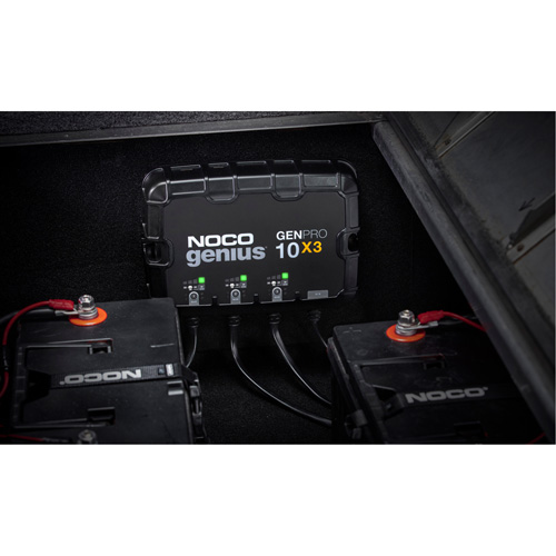Chargeur de batterie embarqu&eacute; &agrave; 3 sorties de 30 amp&egrave;res GenPro10X3 Genius Groupe Belzile Dickner