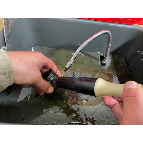 Brosse Atlasta pour pi&egrave;ces Groupe Belzile Dickner