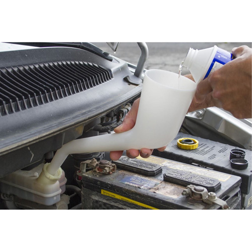 Entonnoir translucide &agrave; angle droit, Plastique Groupe Belzile Dickner