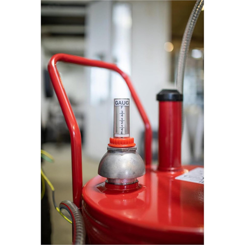 Chariot &agrave; carburant en acier de 25 gallons avec pompe rotative bidirectionnelle et filtre Groupe Belzile Dickner