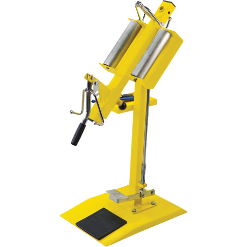 Manual Tire Spreader with Tilting Pedal Groupe Belzile Dickner
