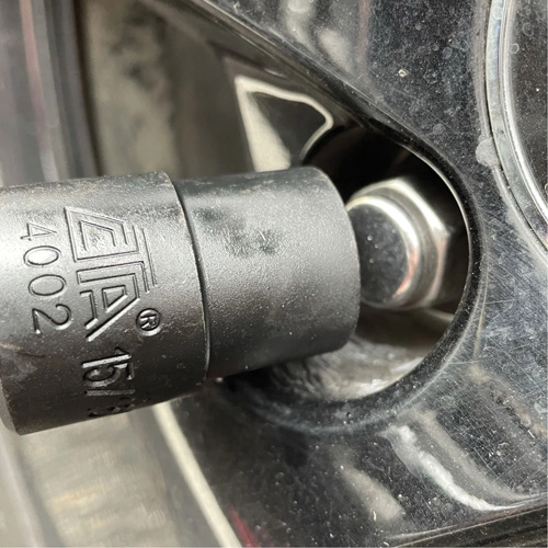 Emergency Lug Nut Remover Groupe Belzile Dickner