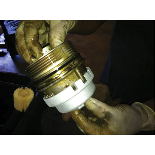 Cl&eacute; &agrave; filtre &agrave; huile type capuchon pour Toyota/Lexus/Scion Groupe Belzile Dickner