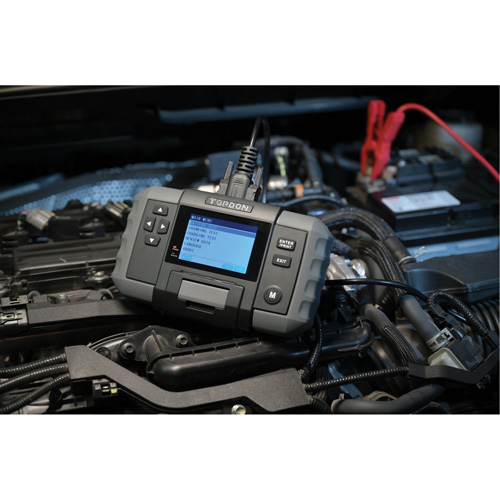 Testeur de batterie 12?V et de syst&egrave;mes 12?V/24?V BT600 avec imprimante int&eacute;gr&eacute;e Groupe Belzile Dickner