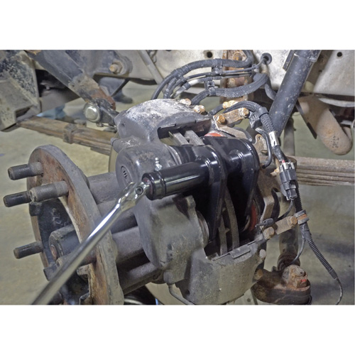 Medium-Duty Brake Caliper Compressor Groupe Belzile Dickner