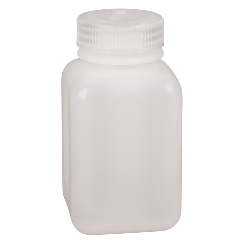 Bouteilles peu encombrantes &agrave; prise facile, Carr&eacute;e, 8 oz, Plastique Groupe Belzile Dickner