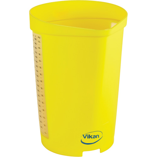 Cruche gradu&eacute;e, Plastique, Jaune, 65 oz Groupe Belzile Dickner