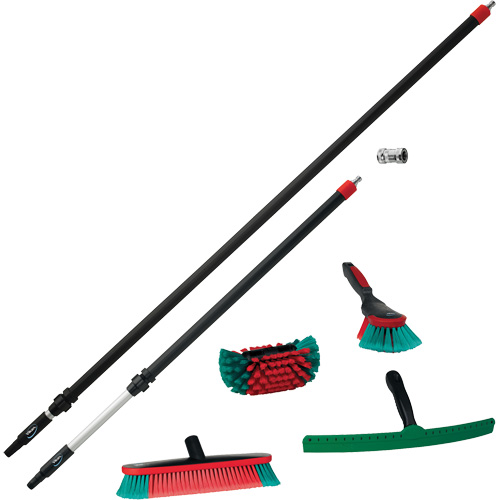 Ensemble d'outils de la s&eacute;rie Transport pour le nettoyage de l'ext&eacute;rieur de camion gros porteur Groupe Belzile Dickner