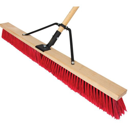 Balai-brosse &agrave; manche renforc&eacute;, 36", Moyen, Soies PVC Groupe Belzile Dickner