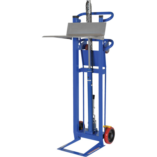 Gerbeur &agrave; plateforme hydraulique, M&eacute;canisme Pompe au pied, Capacit&eacute; de 750 lb, Levage max de 52" Groupe Belzile Dickner