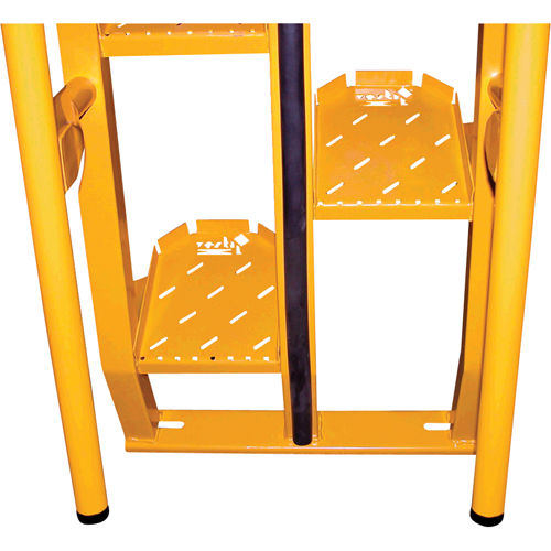 ESCALIER SEMELLE ALTERN45LOX96H 68 DEGRES Groupe Belzile Dickner