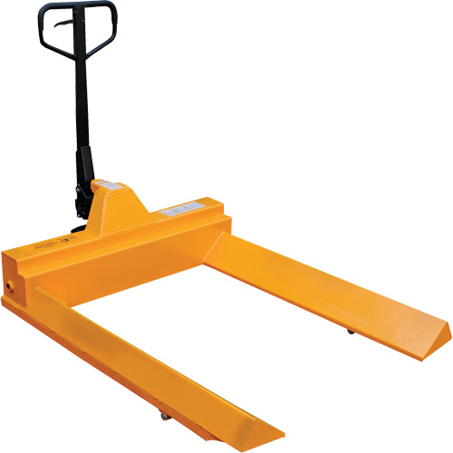 Transpalette pour mat&eacute;riaux en rouleaux, Acier, 48" lo x 7,5" la, Capacit&eacute; 4000 lb Groupe Belzile Dickner