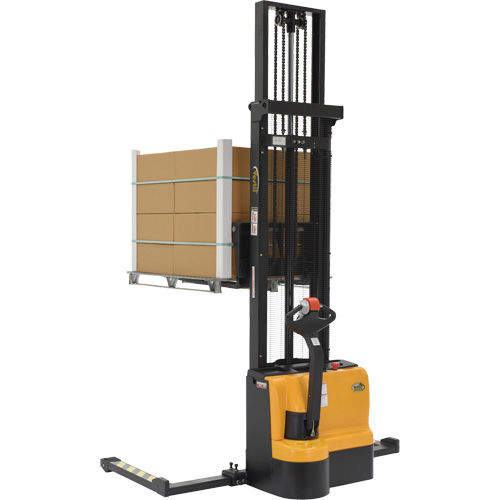 Gerbeur &agrave; m&acirc;t double, Fonctionnement &eacute;lectrique, Capacit&eacute; 2200 lb, Lev&eacute;e max 150" Groupe Belzile Dickner