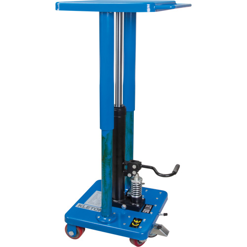 Table de travail hydraulique, 18'' lo x 18'' la, Acier, Capacit&eacute; 500 lb Groupe Belzile Dickner