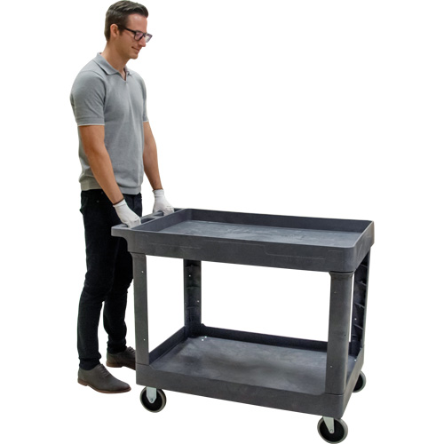 Chariot utilitaire pour l'entretien, 2 tiers, 24-5/8" x 32-1/2" x 40", Capacit&eacute; 550 lb Groupe Belzile Dickner
