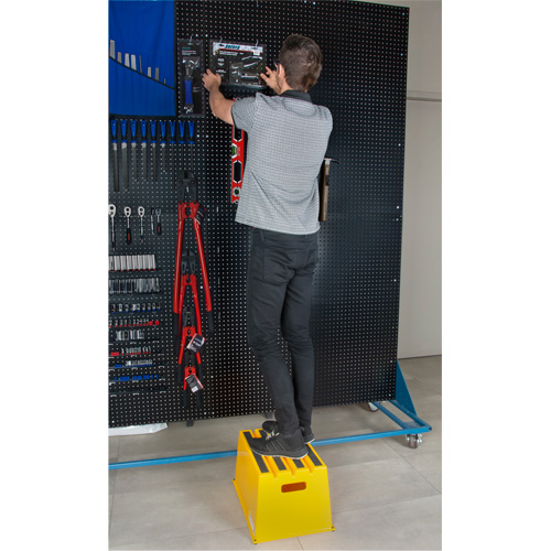 Escabeau industriel, 20-7/8" x 12-3/16" x Hauteur 12" Groupe Belzile Dickner