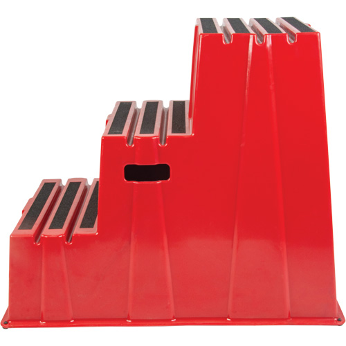 Escabeau industriel, 3 marches, 34-13/16" x 22-7/16" x Hauteur 28-1/2" Groupe Belzile Dickner