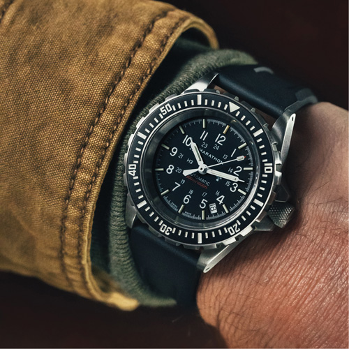 Grande montre automatique de plong&eacute;e, Num&eacute;rique, &agrave; piles, 41 mm, Noir Groupe Belzile Dickner