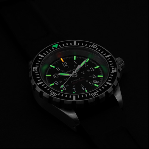 Grande montre automatique de plong&eacute;e, Num&eacute;rique, &agrave; piles, 41 mm, Noir Groupe Belzile Dickner