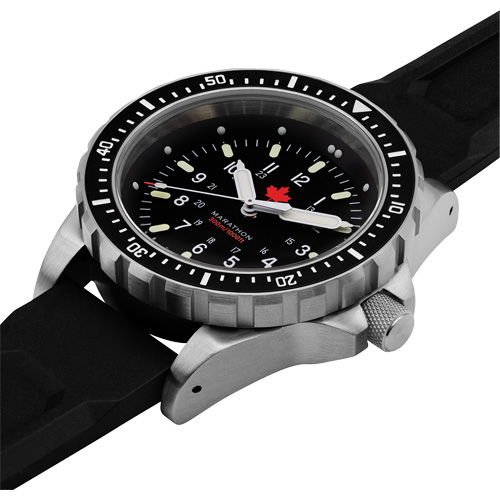 Tr&egrave;s grande montre &agrave; quartz pour plongeur avec feuille d'&eacute;rable rouge, Num&eacute;rique, &agrave; piles, 46 mm, Noir Groupe Belzile Dickner