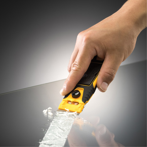 Glass Scraper Groupe Belzile Dickner