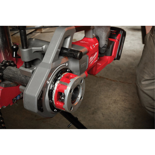 M18 Fuel Compact Pipe Threader, 1-1/4" Pipe Thread Groupe Belzile Dickner