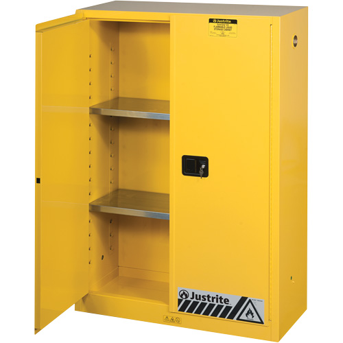 Armoires Sure-Grip EX pour produits inflammables, 45 gal., 2 Porte(s), 43" La x 65" h x 18" p Groupe Belzile Dickner