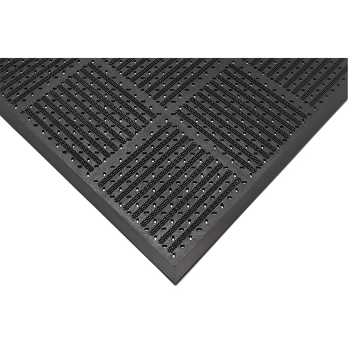 Tapis r&eacute;versible Outfront no 227, Caoutchouc, Grattoir Type, Motif &agrave; fentes, 3' x 6', Noir Groupe Belzile Dickner
