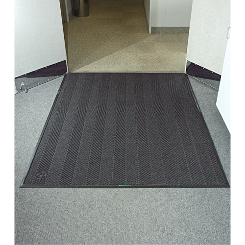 Tapis Waterhog Eco Elite, Essuie-pieds/grattoir, 6' x 8' x 3/8", Cendre grise Groupe Belzile Dickner