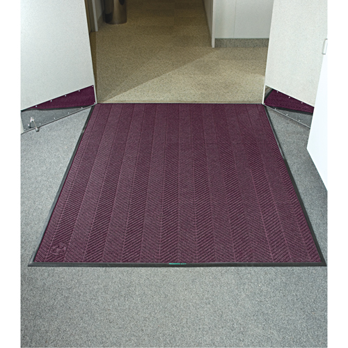 Waterhog&reg; Eco Elite Matting, Wiper/Scraper, 6' x 6' x 3/8", Maroon Groupe Belzile Dickner