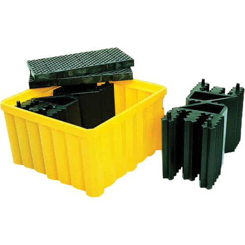 Palette antid&eacute;versement avec drain Ultra-IBC Spill Pallet , Capacit&eacute; de d&eacute;versement 400 gal. US, 58,75" x 58,75" x 33" Groupe Belzile Dickner