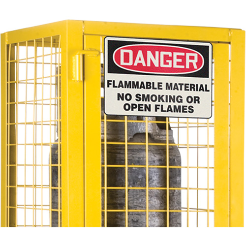 Armoire de s&eacute;curit&eacute; pour cylindres de gaz conforme aux normes de la CSA, nbre de bouteilles: 2, 17" , 17" , 69" , Jaune Groupe Belzile Dickner