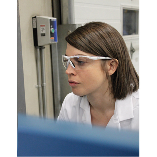 Z1500 Series Safety Glasses, Clear Lens, Anti-Scratch, Meets/Exceeds CSA Z94.3 Groupe Belzile Dickner