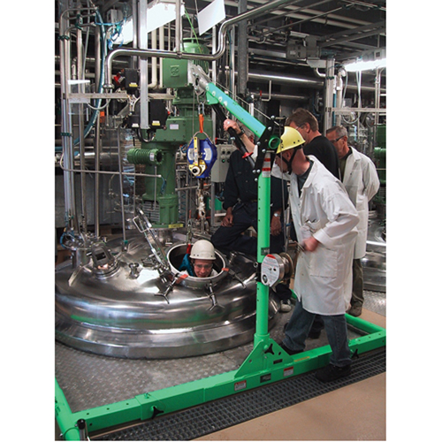 Confined Space 5-Piece Davit Hoist System Groupe Belzile Dickner