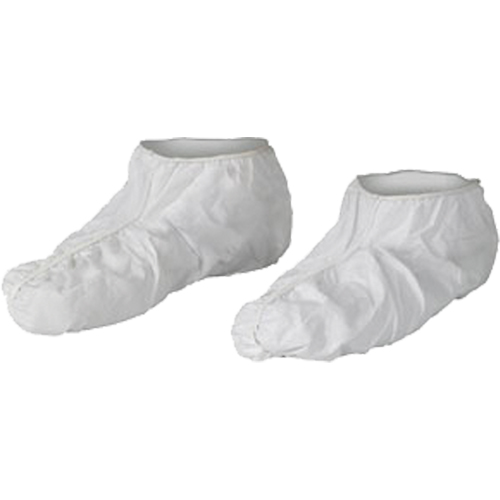 KleenGuard A40 Shoe Covers, Medium, Vinyl, White Groupe Belzile Dickner