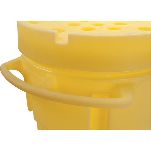 Premium Spill Kit, Universal, Overpack/Salvage Drum, 95 US gal. Absorbancy Groupe Belzile Dickner