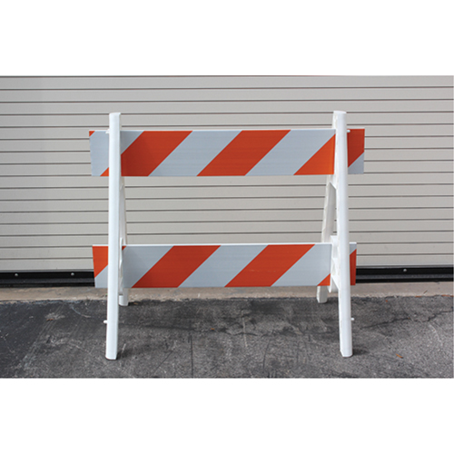 Barricades, En A, 28,6" lo x 40" h, Orange/Blanc Groupe Belzile Dickner