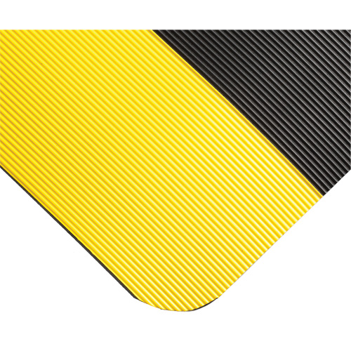 Tapis ondul&eacute; pour tableau de contr&ocirc;le no 702, 3' la x 20' lo, 1/4" &eacute;paisseur, Noir/Jaune, PVC Groupe Belzile Dickner