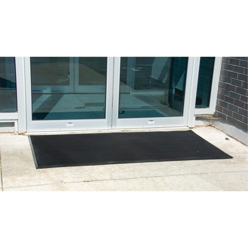 Outdoor Entrance Matting, Rubber, Scraper Type, Textured Pattern, 2' x 2-2/3', Black Groupe Belzile Dickner