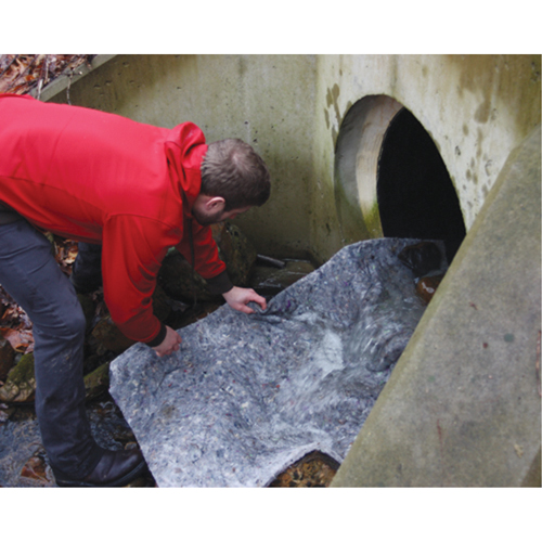 Spilltration Husky Rugs, 32" W x 4' L, Heavyweight Groupe Belzile Dickner