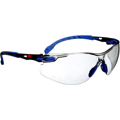 Lunettes de s&eacute;curit&eacute; Solus avec lentille Scotchgard, Lentille Int&eacute;rieur/ext&eacute;rieur, Antibu&eacute;e, R&eacute;pond ou surpasse la norme CSA Z94.3 Groupe Belzile Dickner