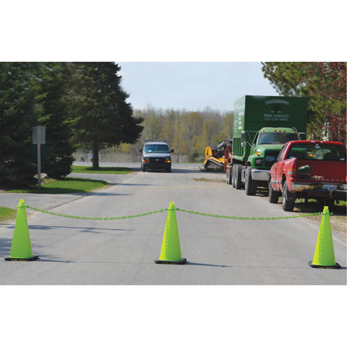 Ensemble de c&ocirc;nes de signalisation et chaînes, 28", Blanc Groupe Belzile Dickner