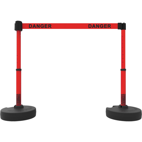 Ensemble de montants pour barri&egrave;re Plus, Plastique, 42" h, Ruban Rouge, Longueur du ruban 15' Groupe Belzile Dickner