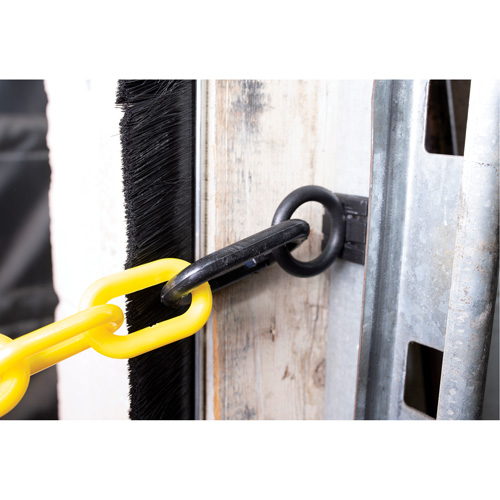 Loading Dock Safety Chain Kit, Plastic Groupe Belzile Dickner