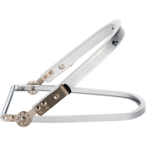 Support en m&eacute;tal V-Gard pour casques Skullgard Groupe Belzile Dickner