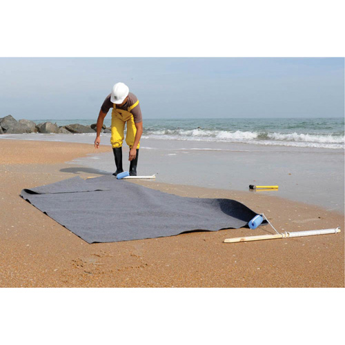 Ultra-Oil Blanket&reg; Kit, Hazmat/Oil Only/Universal, 120" x 60", 8.3 US gal. Absorbancy Groupe Belzile Dickner